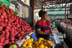 Noël au travail : le 25 décembre, certains commerces sont ouverts