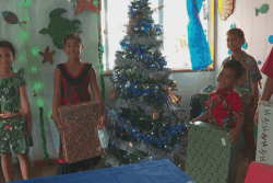 Noël, un spectacle savamment orchestré dans la famille Tehaamoana-Marere