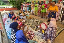 Le Debaa mahorais représenté au Salon de la plongée par l'association Madarassati Madania de Bouéni