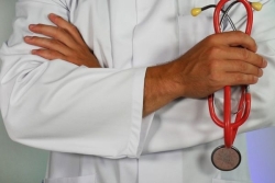 Grève des médecins libéraux en Guyane :"je vais moins prescrire des arrêts maladies"