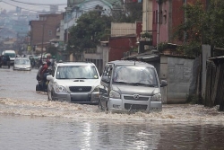 Madagascar : des rues de la capitale sous un mètre d'eau suite aux fortes pluies