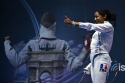 Escrime : l'épéiste antillaise Marie-Florence Candassamy s'impose en Coupe du monde à Fujaïrah