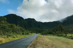 La Réunion : ciel variable dans l'Ouest, de la pluie et des orages cet après-midi dans l'Est