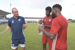 "On les a titillés, nous sommes fiers de ce match de référence" : trois Calédoniens découvrent la nouvelle ligue professionnelle de football