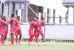 Football : l'Espérance d'Iloni, le Rosador de Passamaïnty, le Bandrélé FC et M'liha qualifiés pour les demi-finales de la Coupe de Mayotte