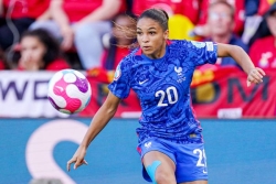 Football : la Guadeloupéenne Delphine Cascarino rejoint les London City Lionesses