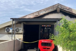 Saint-Pierre : un magasin de matériel de la régie communale détruit par les flammes