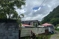 Grosse opération de gendarmerie à Mahina, plus de 10 personnes arrêtées