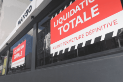 "Liquidation totale avant fermeture" : ces pancartes se multiplient sur les vitrines des commerces calédoniens