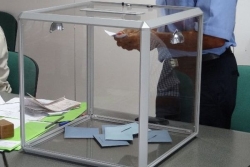 "Décision inévitable", "manque de sagesse", "violation de la démocratie" : ce que disent les experts d’un quatrième report des provinciales