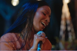 Maryloo Coopen en concert intimiste au Cercle des Lumières à Cayenne