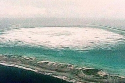 "Le colonialisme nucléaire" persiste en Polynésie assure Grethe Ostern, autrice d'un vaste rapport sur les essais nucléaires dans le monde