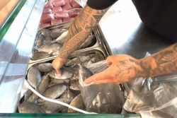 "Un succès phénoménal" pour le retour des crabes et des picots au marché du 7e kilomètre