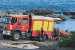 Collision en vol entre deux ULM à Saint-François : un premier corps repêché, le second localisé dans l'épave immergée