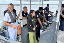 Visite de Naïma Moutchou à Saint-Laurent-du-Maroni : écoles et quartiers informels au cœur des échanges