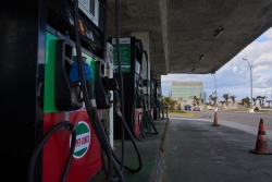 Evènements annulés, circulation à l'arrêt, tourisme en berne... les restrictions sont de plus en nombreuses à Cuba