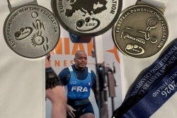 Axel Raymond champion d'Europe par équipes de force Athlétique, deuxième en individuel