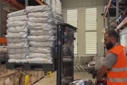 Cyclone Gezani : la Croix-Rouge envoie des kits d'outillage et des bâches à Tamatave pour répondre à l'urgence