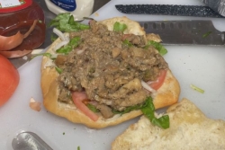 Nouveauté : le bokit guadeloupéen se fait une place à Sint-Maarten