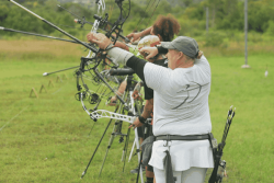 VIDÉO. Tir à l’arc : les Calédoniens préparent les Oceania de 2026, qui auront lieu en Nouvelle-Zélande