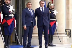 Réunion de travail à l'Élysée entre les Présidents français et malgache