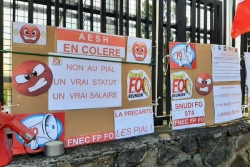 Handicap à l'école: des "travaux" sur le statut des AESH vont débuter