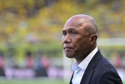 Ligue 1 : au chevet du Paris FC, Antoine Kombouaré affronte un adversaire de plus de 40 ans ce dimanche