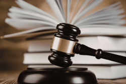 Meurtre de Manoa : le procès des deux frères débute à huis clos