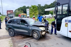 Collision entre un bus scolaire et une voiture : deux blessés, 62 enfants indemnes