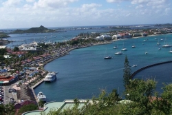 Saint-Martin : France et Pays-Bas instaurent un droit de poursuite en mer
