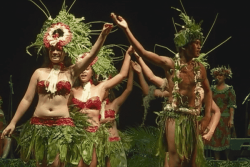 9e édition du Heiva Taure’a : les collégiens polynésiens brillent sur la scène de To’ata