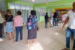 1er tour des municipales 2026 en Martinique : la participation est en baisse à la mi-journée