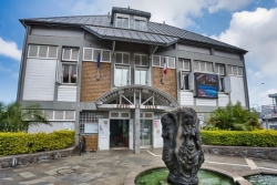 Municipales à Trois-Bassins : fusion actée de trois candidats contre Daniel Pausé