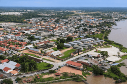 Municipales 2026 à Saint-Laurent-du-Maroni : trois programmes, trois façons de gouverner la ville