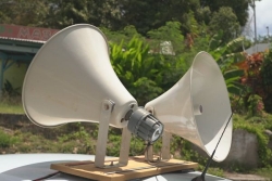 VIDEO. Clash autour des voitures sono à Sainte-Anne, des élus portent plainte, une enquête est ouverte