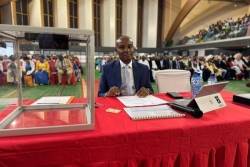 Le conseil municipal de Mamoudzou est installé, avec une majorité plus large pour le maire réélu Ambdilwahedou Soumaila