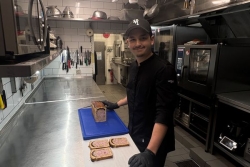 "Ma famille est très fière car je reprends le flambeau".   De Nouméa à la finale du Meilleur Apprenti de France : le pari réussi d’Idriss Chartier