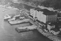 Le frigorifique, un fleuron architectural menacé à Saint-Pierre