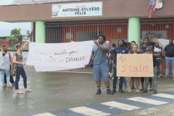 Grève au collège Sylvère Félix à Macouria, la communauté éducative dénonce des conditions de travail inacceptables