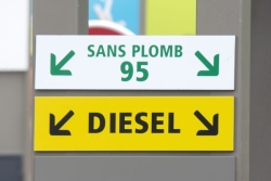 Dès ce mercredi, le gazole à Mayotte augmente de 46 centimes d'euros par litre et le super sans plomb de 29 centimes 