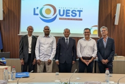 Conseil communautaire : le maire de Saint-Paul Emmanuel Séraphin réélu président du Territoire de l'Ouest