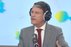 Nouvelle-Calédonie : "Il faut arrêter les frais" et "convoquer les élections provinciales", prévient Manuel Valls