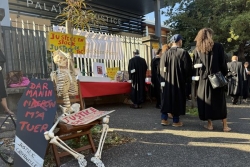 Avocats et magistrats manifestent contre le projet de loi SURE
