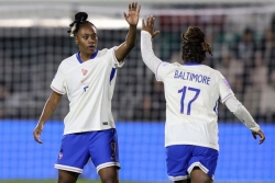 Football : les Bleues avec six Ultramarines défient les Pays-Bas pour une place à la Coupe du monde