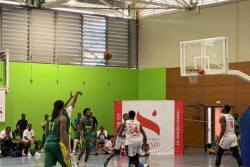 DIRECT VIDEO. Duel pour l'instant équilibré entre le Vautour de Labattoir et l'Etoile bleue de Kawéni en finales du championnat de Mayotte de basket-ball