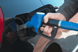 Hausse du prix des carburants à Saint-Pierre-et-Miquelon : ruée vers les stations avant l’augmentation du lundi 20 avril