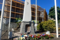 8-Mai : Mayotte commémore l'armistice de la Seconde guerre mondiale sur la place Zakia-Madi