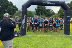 Environ 400 participants bravent la pluie pour le Trail du GR Nord à Ponérihouen