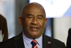 La hausse des prix des carburants aux Comores suspendue après la mort de deux manifestants, des blessés ont rejoint Mayotte clandestinement
