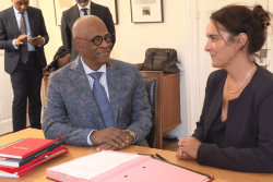 Le Guadeloupéen Pierre Sainte-Luce signe une convention avec la Chaire Outre-mer de Sciences Po Paris